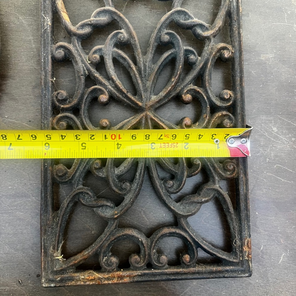 Vintage Cast Iron Trivet Set 3pc Black Scroll Filigree Round Rectangular Rustic - Picture 4 of 5